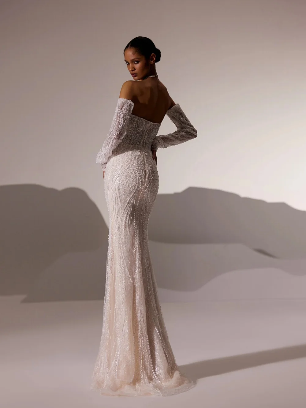 فستان زفاف مكشكش قابل للانفصال مزين بالخرز واللؤلؤ فستان زفاف 2026 مخصص رشيق بدون حمالات للعروس #4