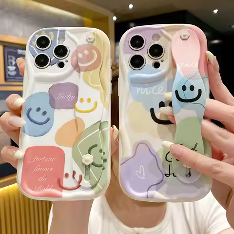 Happy Face Wrist Strap Case For Samsung S25 S24 S23 S22 Plus Ultra S21 S20 FE A55 54 35 15 52 53 73 25 Cream Phone Holder Cover