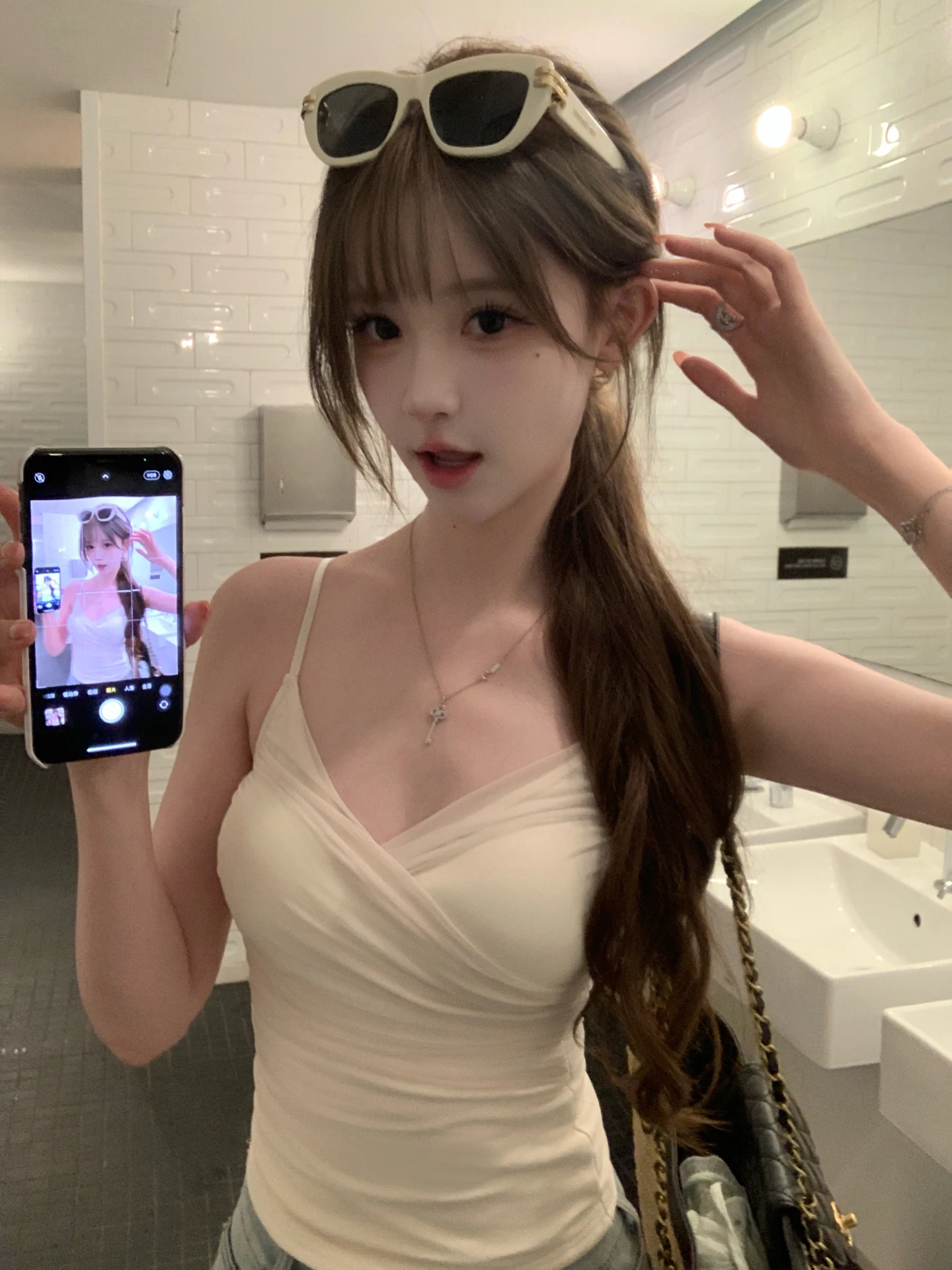 Chen DaYu Women's Mesh Backless Crop Top with Chest Pad Strap Vest Summer Outerwear Inner Match High Sensation Pure Desire