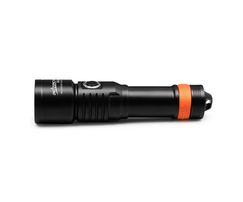 D530 Neutral White Zoomable Waterproof Long Range Diving Powerful Rechargeable High Powered Led Powerful Laser Flashlight