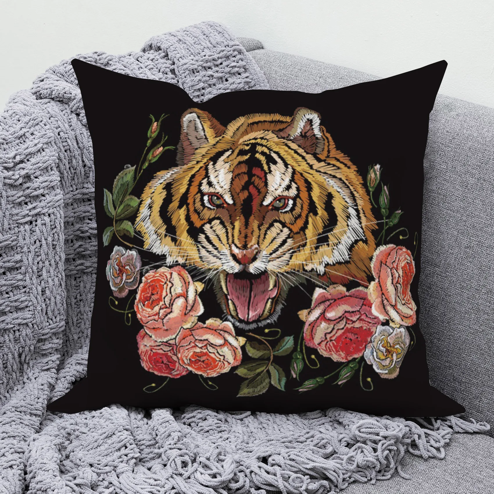 45*45cm Animal Tiger Fox Bird Print Pattern Cushion Cover Home Living Room Sofa Decoration Square Pillowcase