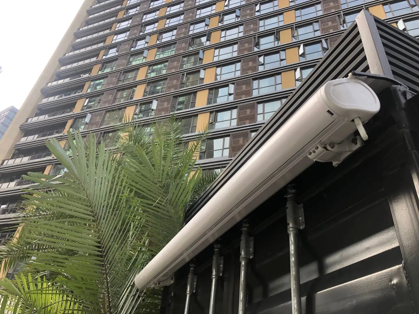 High Quality Awning Manufacturers China Awnings China Patio Customized Aluminum Retractable Half Cassette Awning