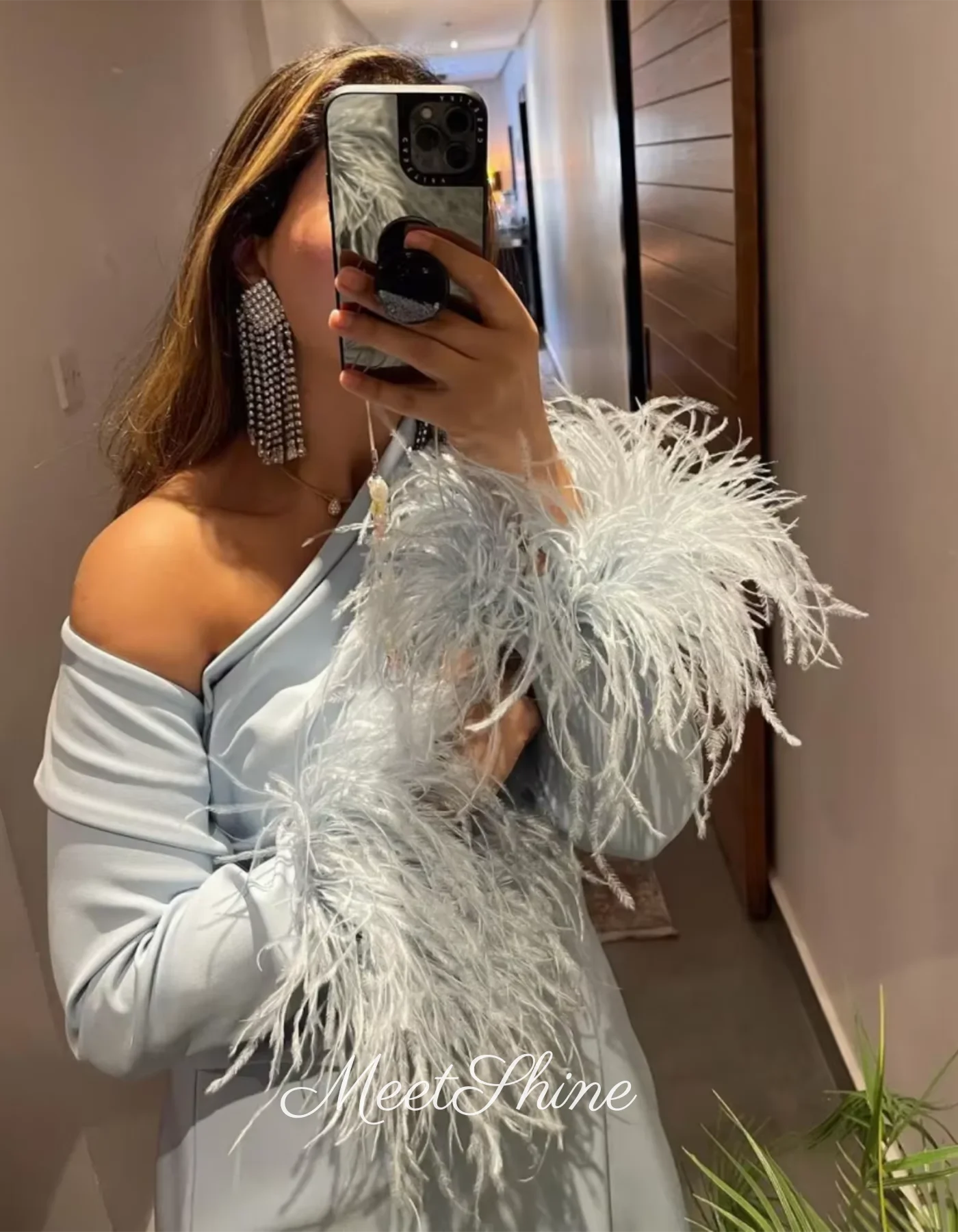 Vestido de fiesta de plumas de un hombro, azul cielo, mangas largas, vestidos de noche de alta calidad, vestido Formal de fiesta de boda personalizado