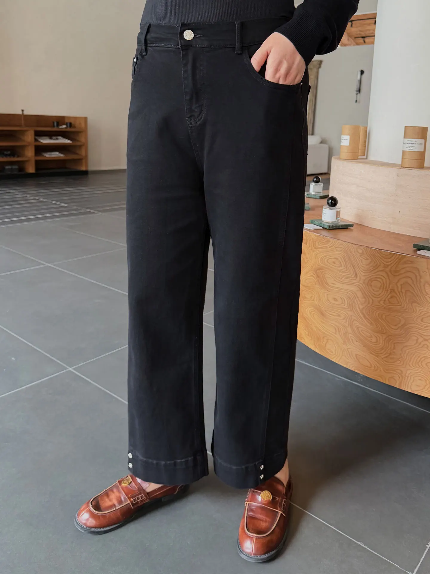 

Женские джинсы больших размеров с широкими штанинами, облегающие, из смесового хлопка, удобные повседневные брюки для полных девушек, весенняя новинка