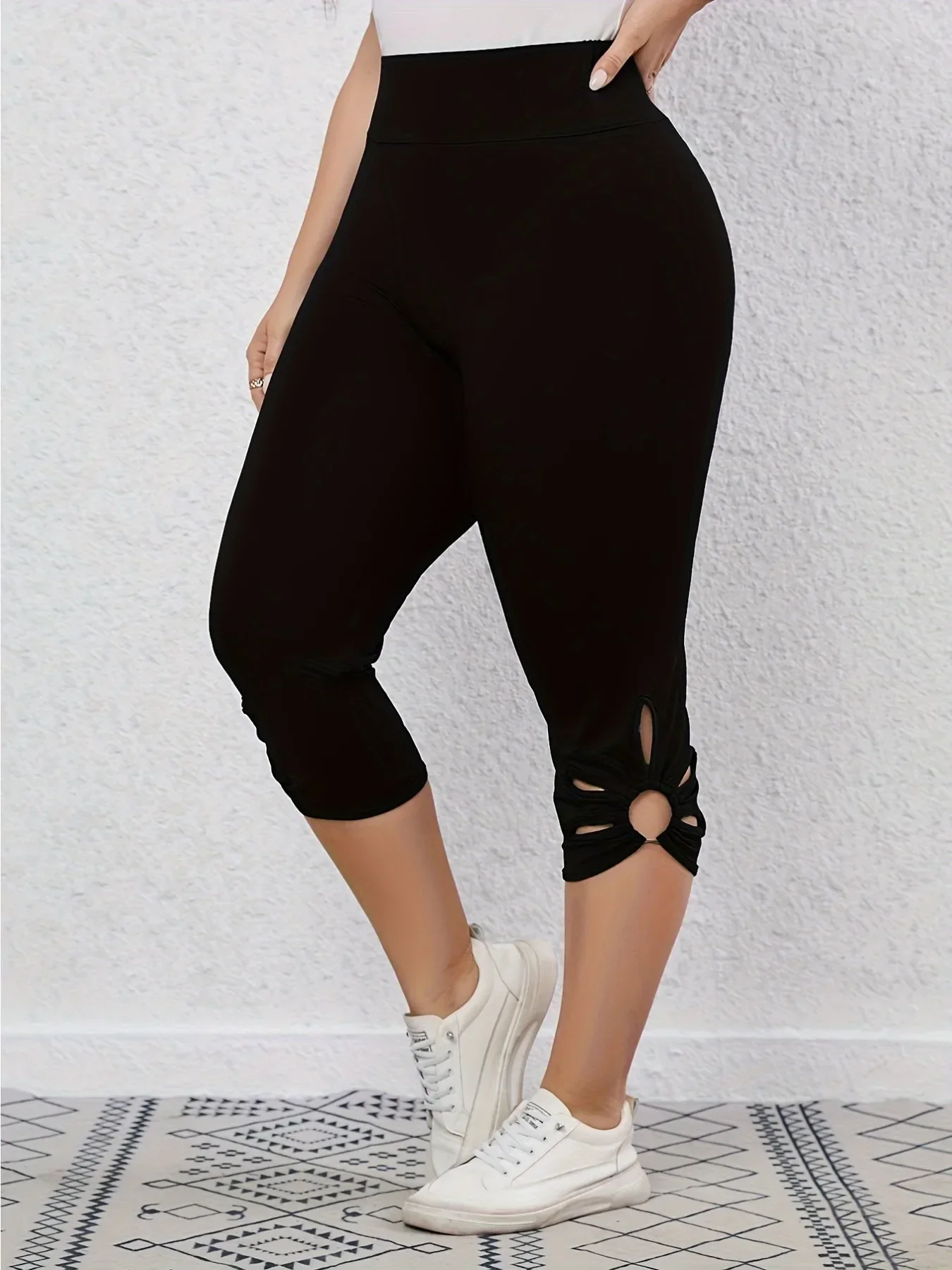 Summer Women\'s High-waisted Solid Color Yoga Pants Casual Skinny Pants Hollow-out Elegant Capri Pants