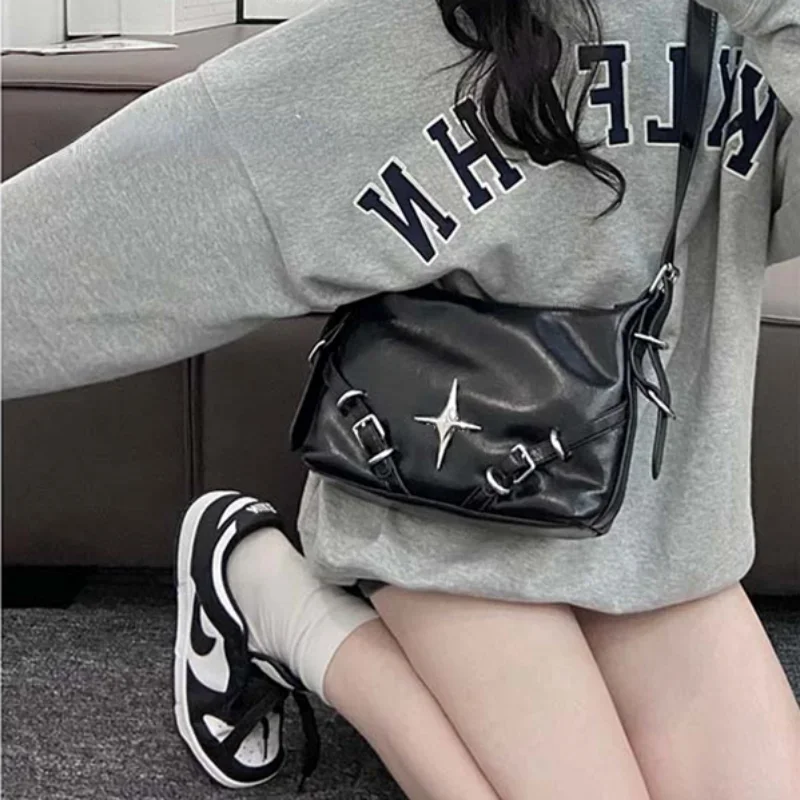 MBTI Y2k Trendy Tote Bags for Women Large Capacity Silver Korean Fashion All-match Shoulder Bag Niche Exquisite Messenger Bag