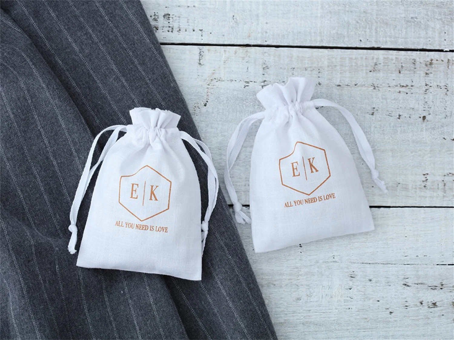 

50 white custom drawstring bags white cotton bags personalized logo name print jewelry packaging bags pouches chic wedding favor