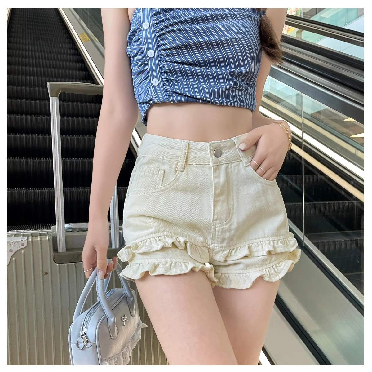 

Women's Jean Shorts Summer A-line High-Waisted Fashion Casual Beige Denim Shorts Hot Girl Style Vintage Designer Hot Pants New