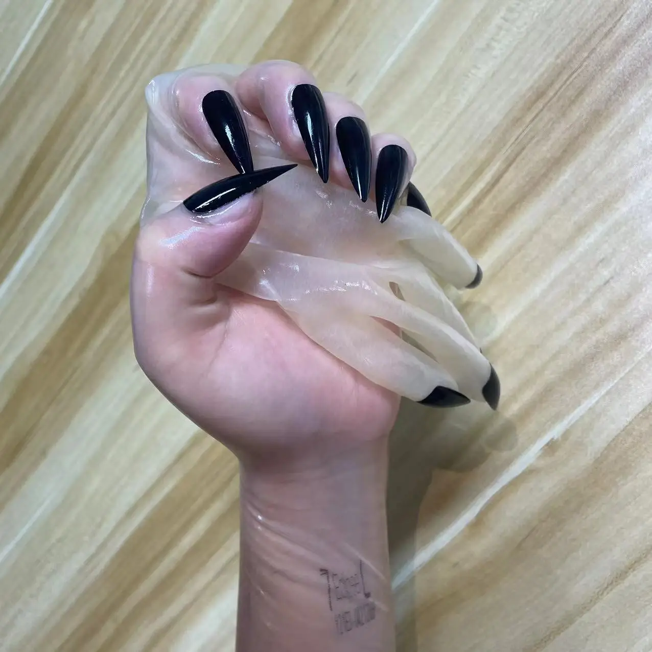 

Super Thin Oil Shiny Transparent Latex Gloves Zentai Glove Fetish Crossdress Men's Sheer Cosplay Kigurumi Long Nails Gloves