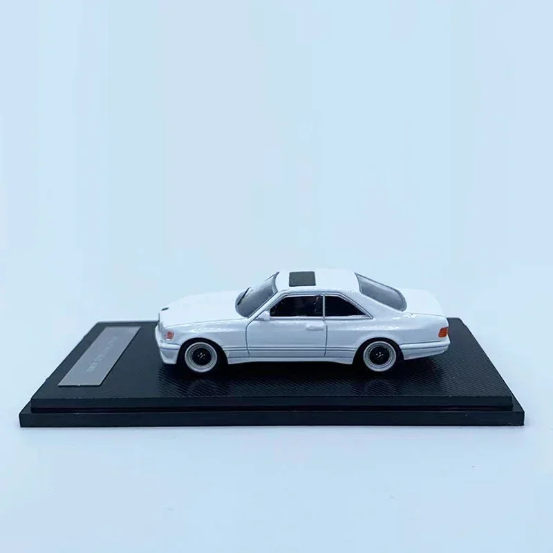 Rhino 1:64 Model Car S Class MK2 C126 560 SEC Coupe Alloy Die-Cast Vehicle -White Collection