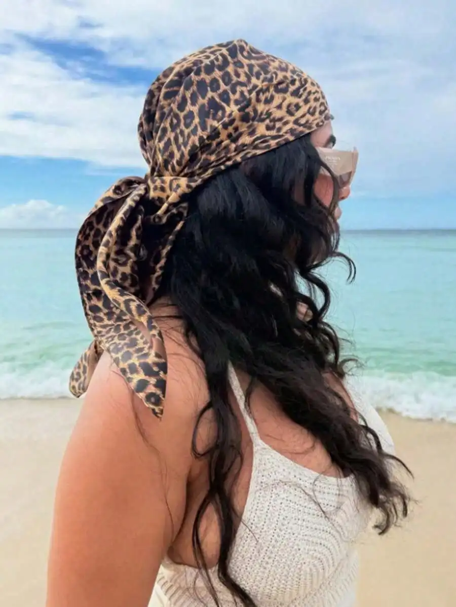 

Leopard Print Women's Scarf - Soft Skin-Friendly Multi-Way Wrap (Neck Scarf & Headwear) | 90x90cm Lightweight Sun Protection Squ