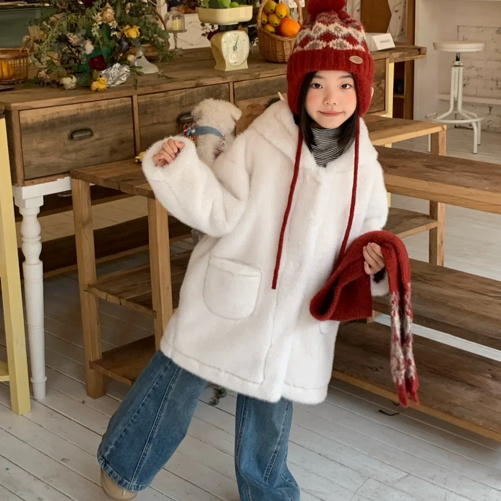Girls' Thickened Fur Integrated Long Coat 2025 Winter New Simple Imitation Mink Environmentally Friendly Leather Coat