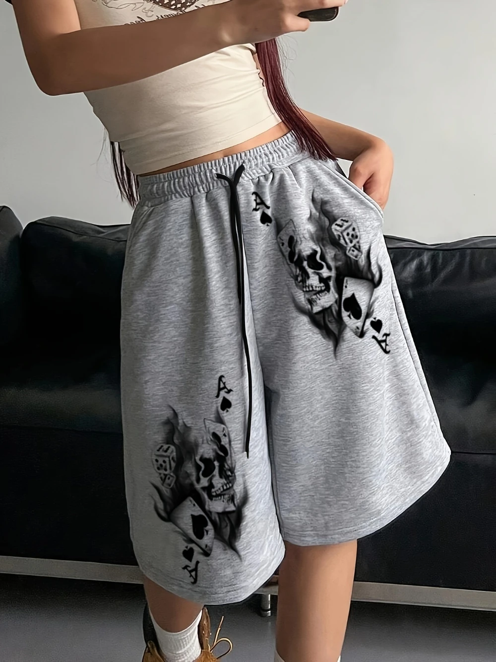 Women's Fashion Skull Print Capri Shorts Hip-Hop Summer Letter Trendy Loose Casual Five-Point Shorts Straight-Cut Unisex Shorts