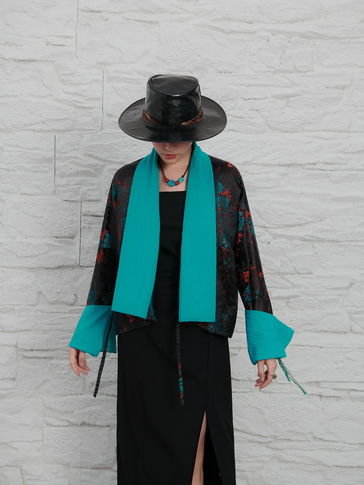 

Namu Ling Ele Brocade Ретро Тибетский национальный Sle Hanfu Женский топ Верхняя одежда Этническая тибетская одежда V-ne Long Sve