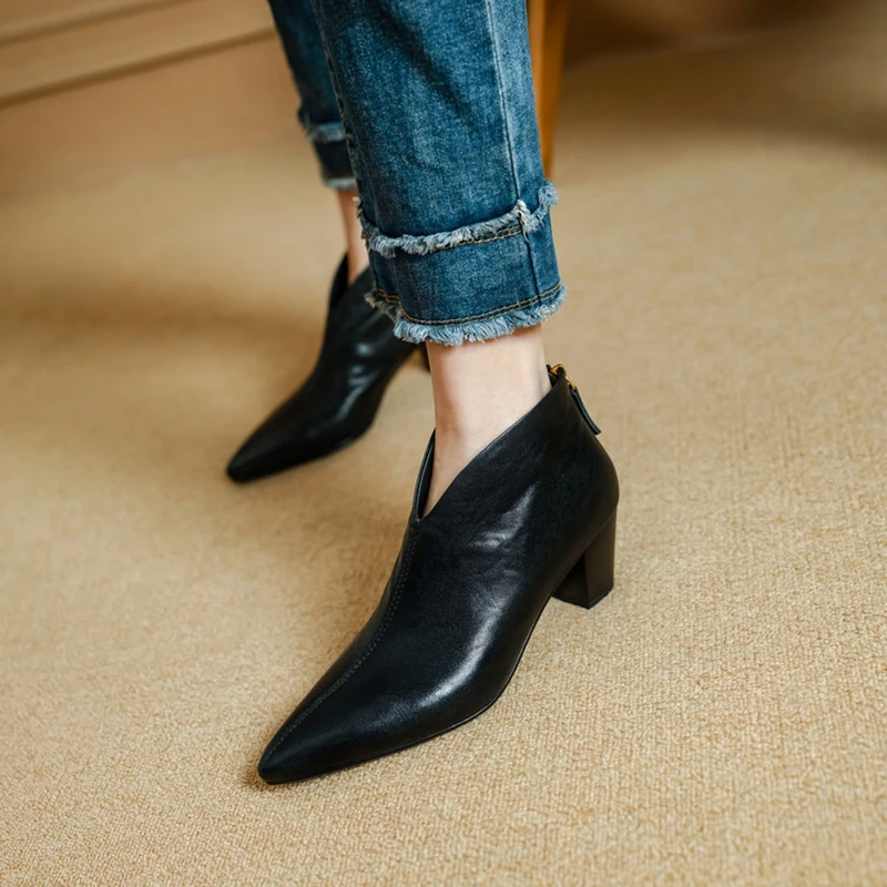 NEW Autumn/Winter Women Boots Genuine Leather Shoes for Women Pointed Toe Chunky Heel Shoes Zip Ankle Boots Concise Daily Shoes
