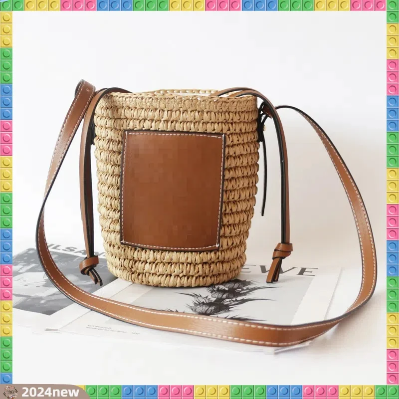 New Straw Mini Handbag for Women Design Summer Handbags Beach Holiday Wear Outdoor Travel Convenience Wallet Messenger Soft Bag