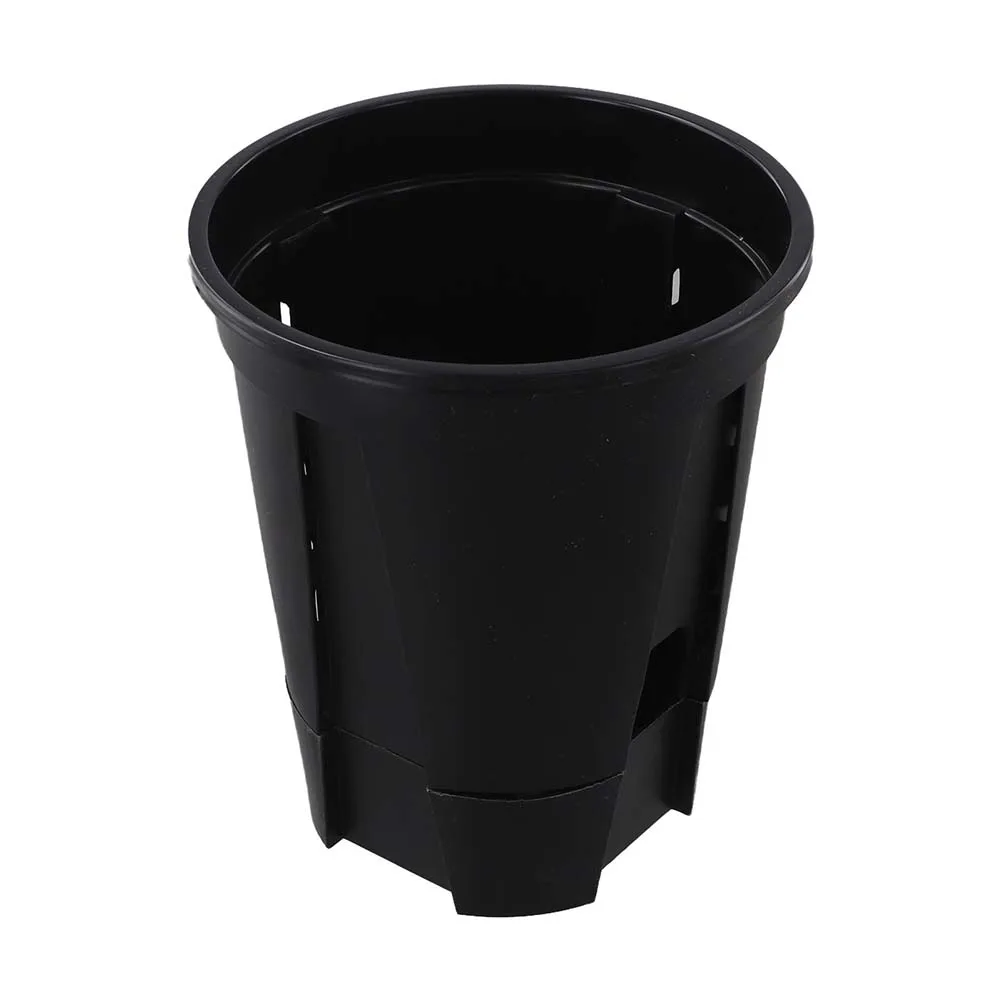 15 Self Watering Planters Made from Lightweight Plastic Engineered for Seasonal Stability and Long Term Reusability