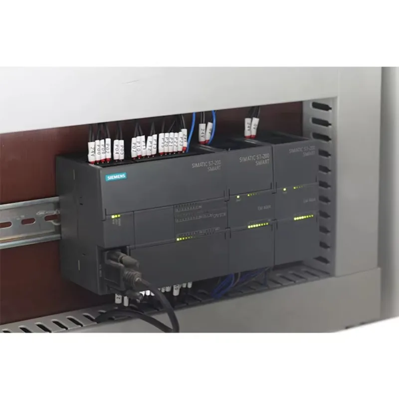 Automatic Servo Drive Polyester Plastic Film Coated Paper PET PVC Roll Rapid Slitting Rewinding Machine