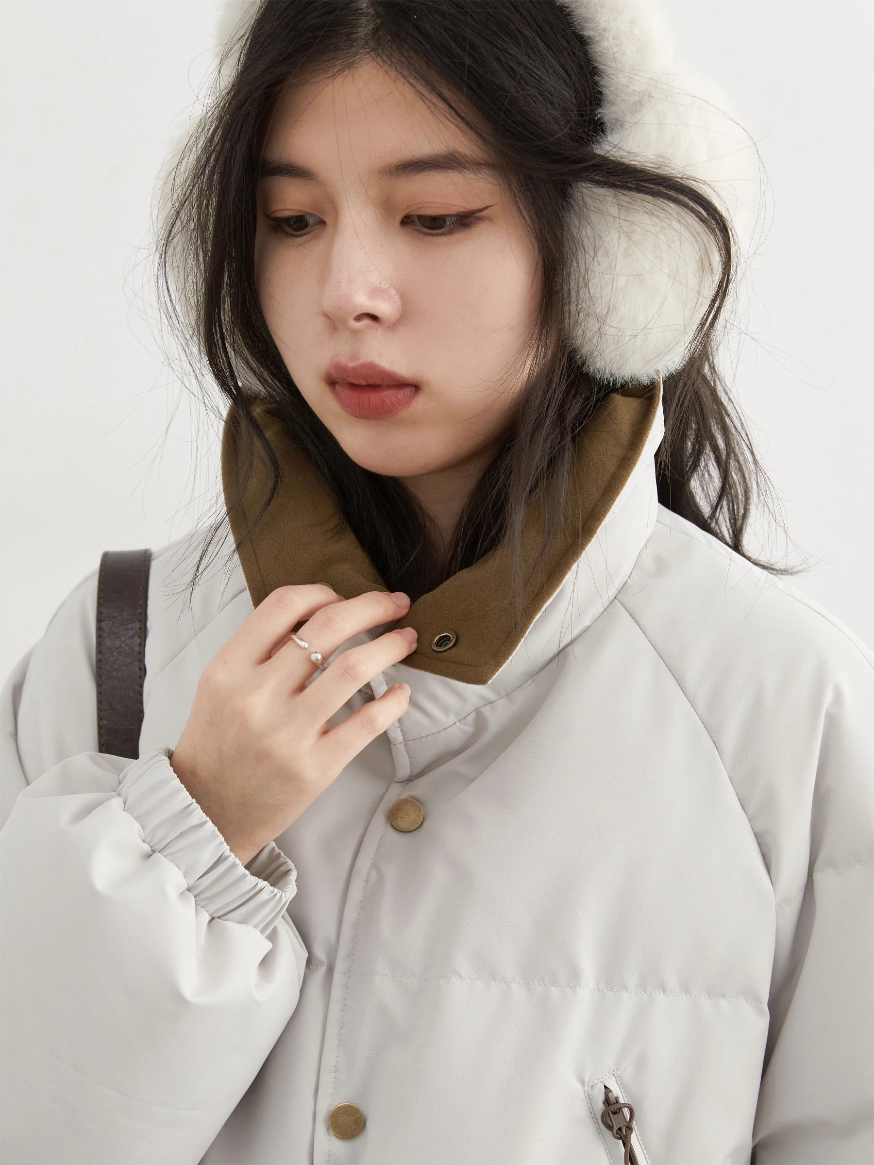 CHIC VEN moda mujer abrigos de plumas de manga larga sólido Retro suelto Casual contraste 90 chaqueta de plumón blanca Otoño Invierno 2025