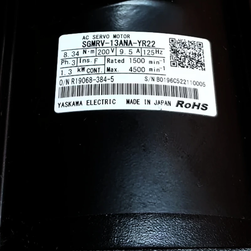 

New Yaskawa SGMRV-13ANA-YR22 Servo Motor 1 Year Warranty In Stock