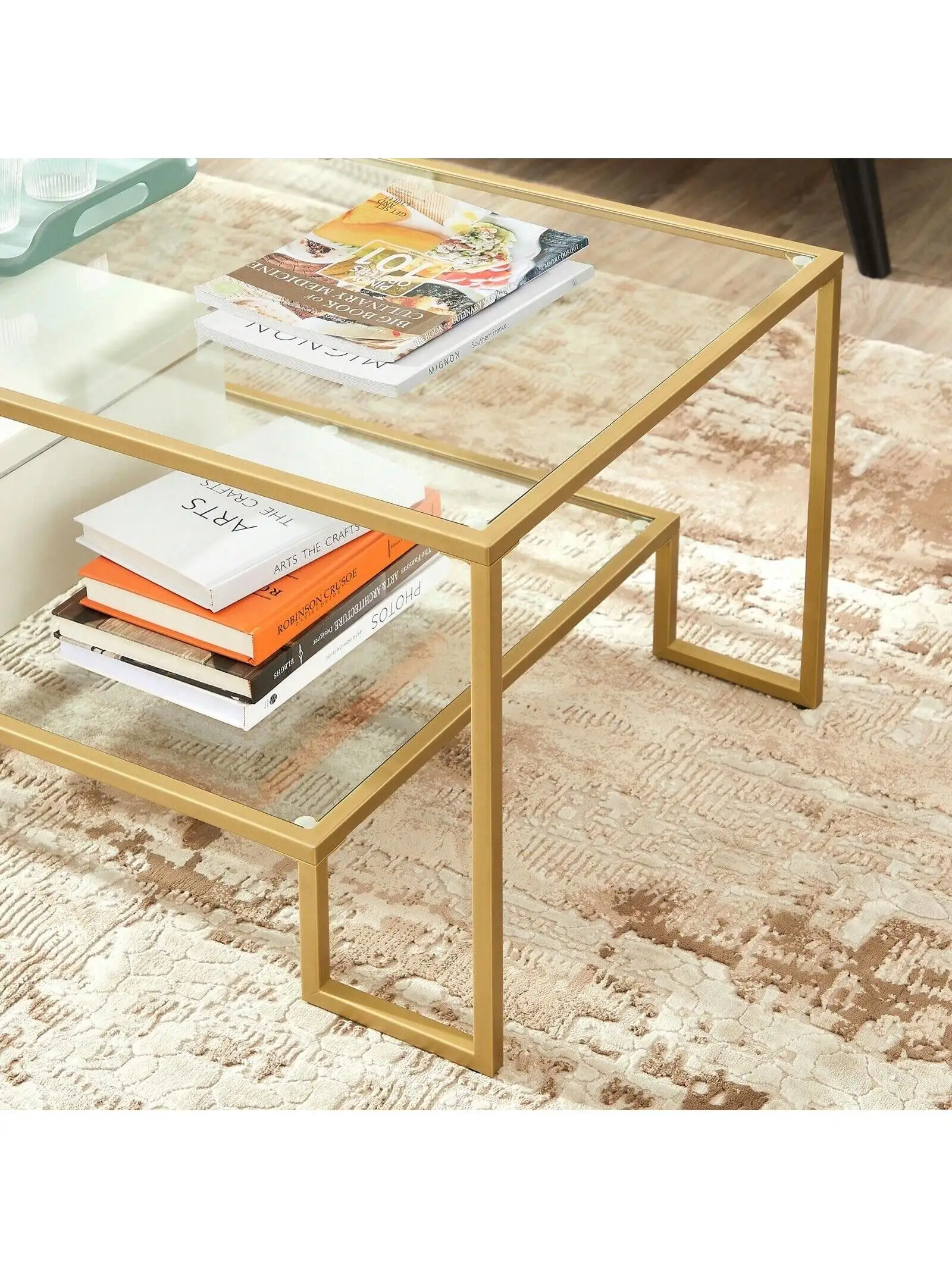 Tavolino da caffè in vetro VASAGLE con contenitore. Superficie in vetro temperato, telaio in acciaio. 100x55x45 cm. Colore dorato.
