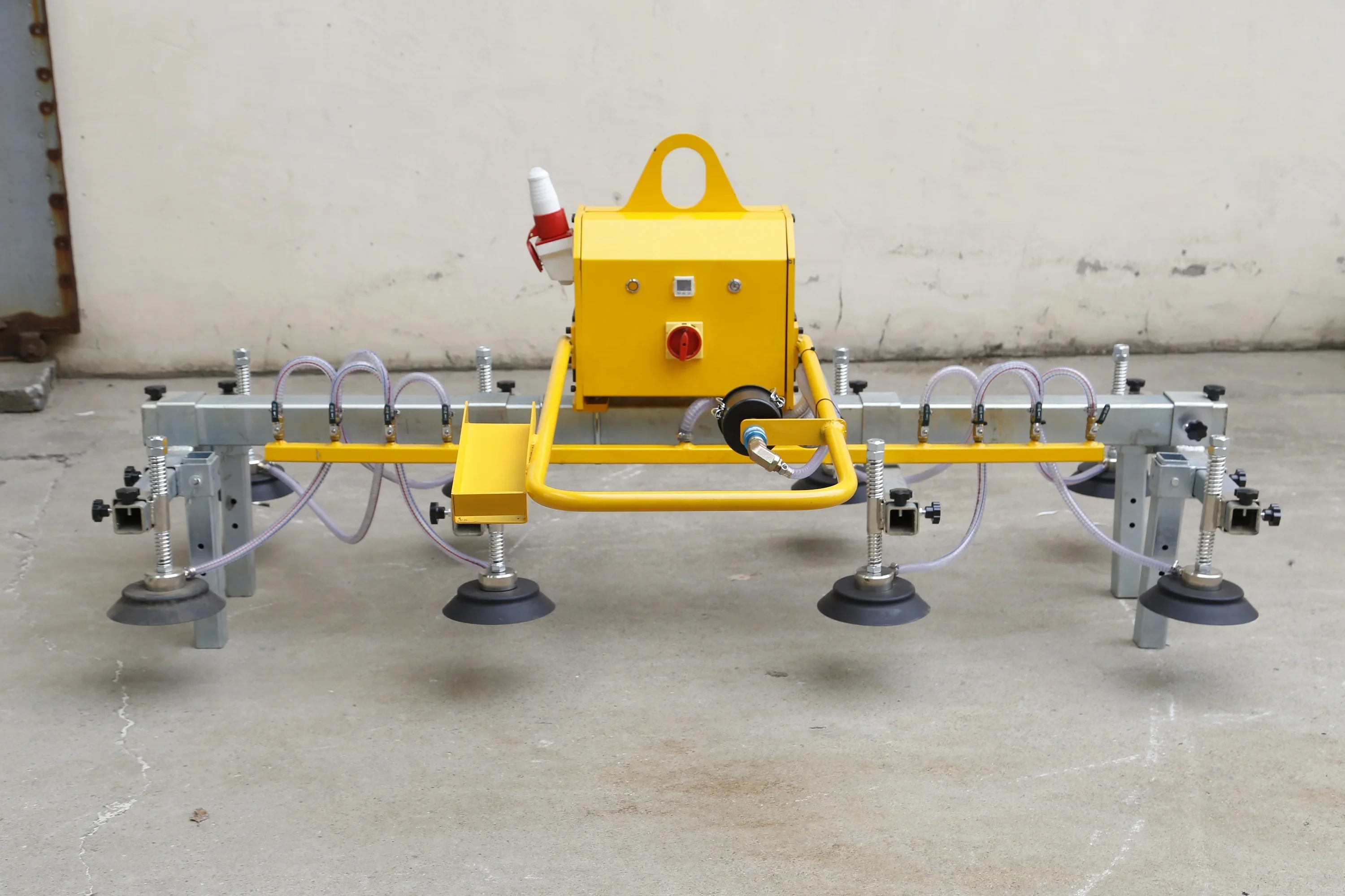 Stainless steel plate vacuum lifter for moving from ground to CNC machine