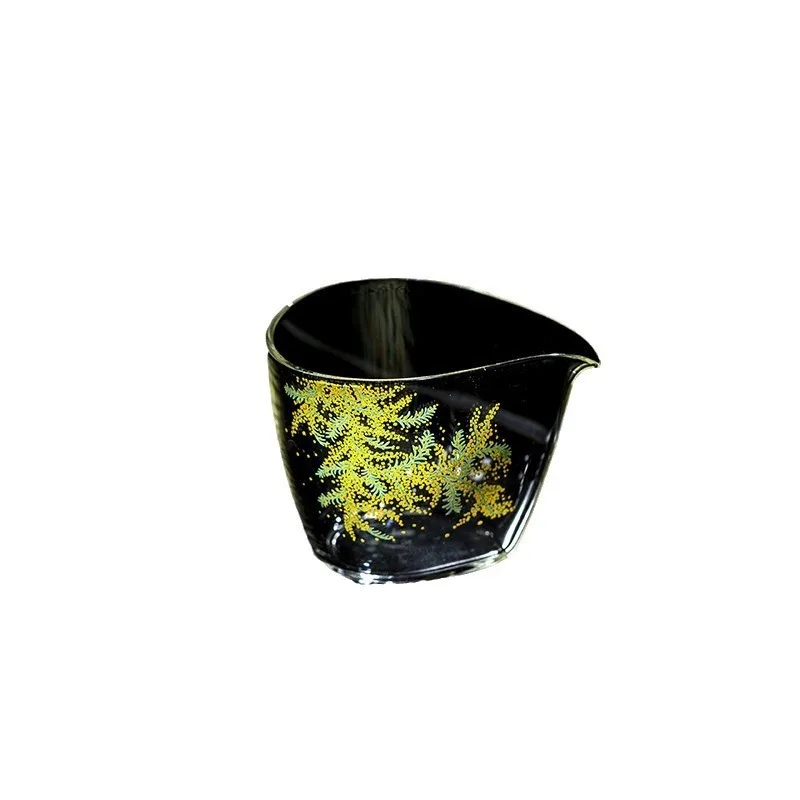 

High borosilicate heat-resistant glass fair cup handmade applique kung fu tea set tea sea tea set not hot male cup uniform cup