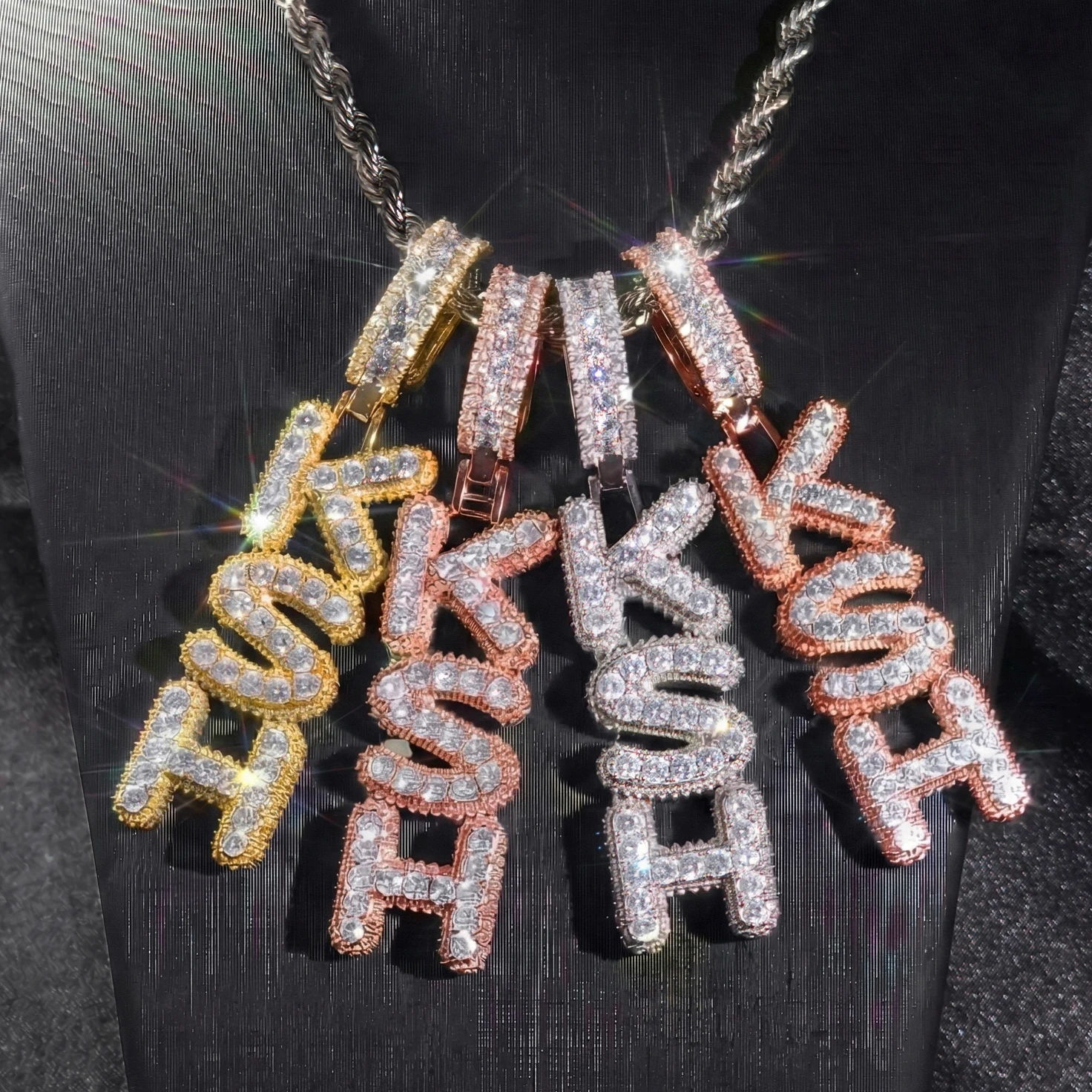 

ICE CHARMI Full Iced Out CZ Custom Square Letter Vertical Column Pendant Exquisite Personalized Jewelry Hiphop Nameplate Choker