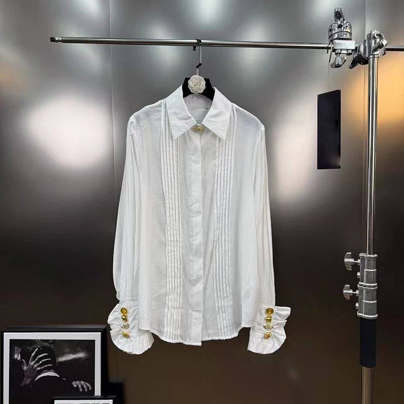 KBQ Solido Impiombato Fibbia In Metallo Camicie Casual Allentate per Le Donne Risvolto Manica Lunga Patchwork Pieghe Design Senso Camicetta Femminile Nuovo