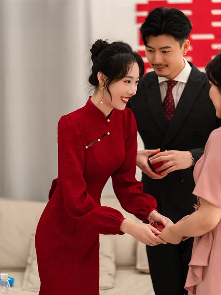 

Китайское красное свадебное платье для помолвки, длинное вечернее платье с рукавами в винтажном стиле, фасон «рыбий хвост» для женщин 25-35 лет