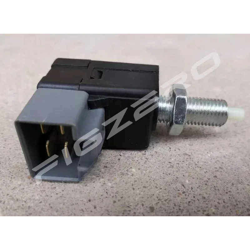 1 PC Clutch Brake Light Switch Sensor for Geely Emgrand GL GS Borui Brand New