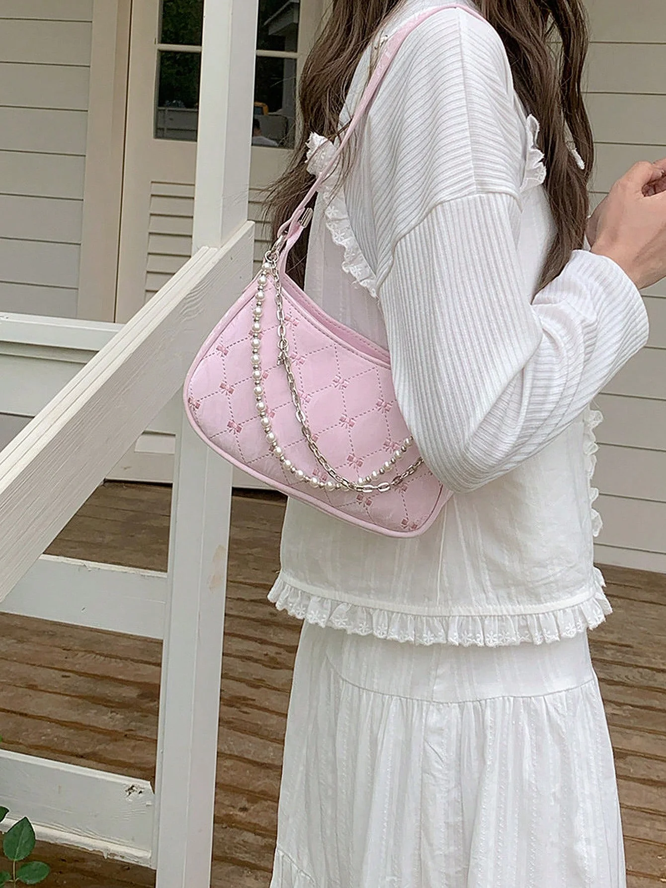 2024 Spring/Summer New Bag Pearl Chain Bag Sweet and Cute Underarm Bag Fashionable One Shoulder Crossbody Commuter Bag for Women