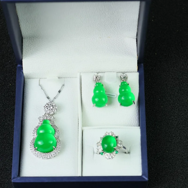 

Exquisite Fashion Ethnic Style Green Gourd Suit, Versatile