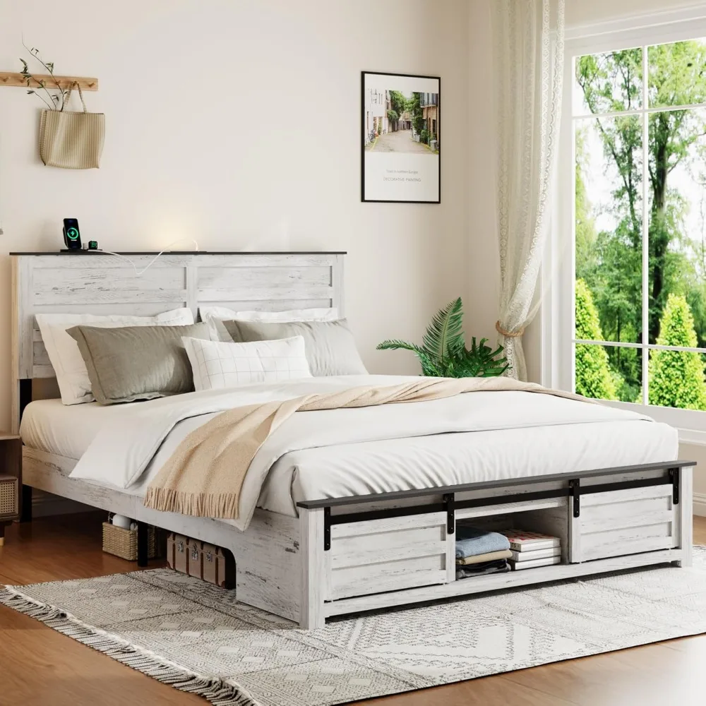 헤드보드가 있는 나무 퀸 침대 프레임 이미지