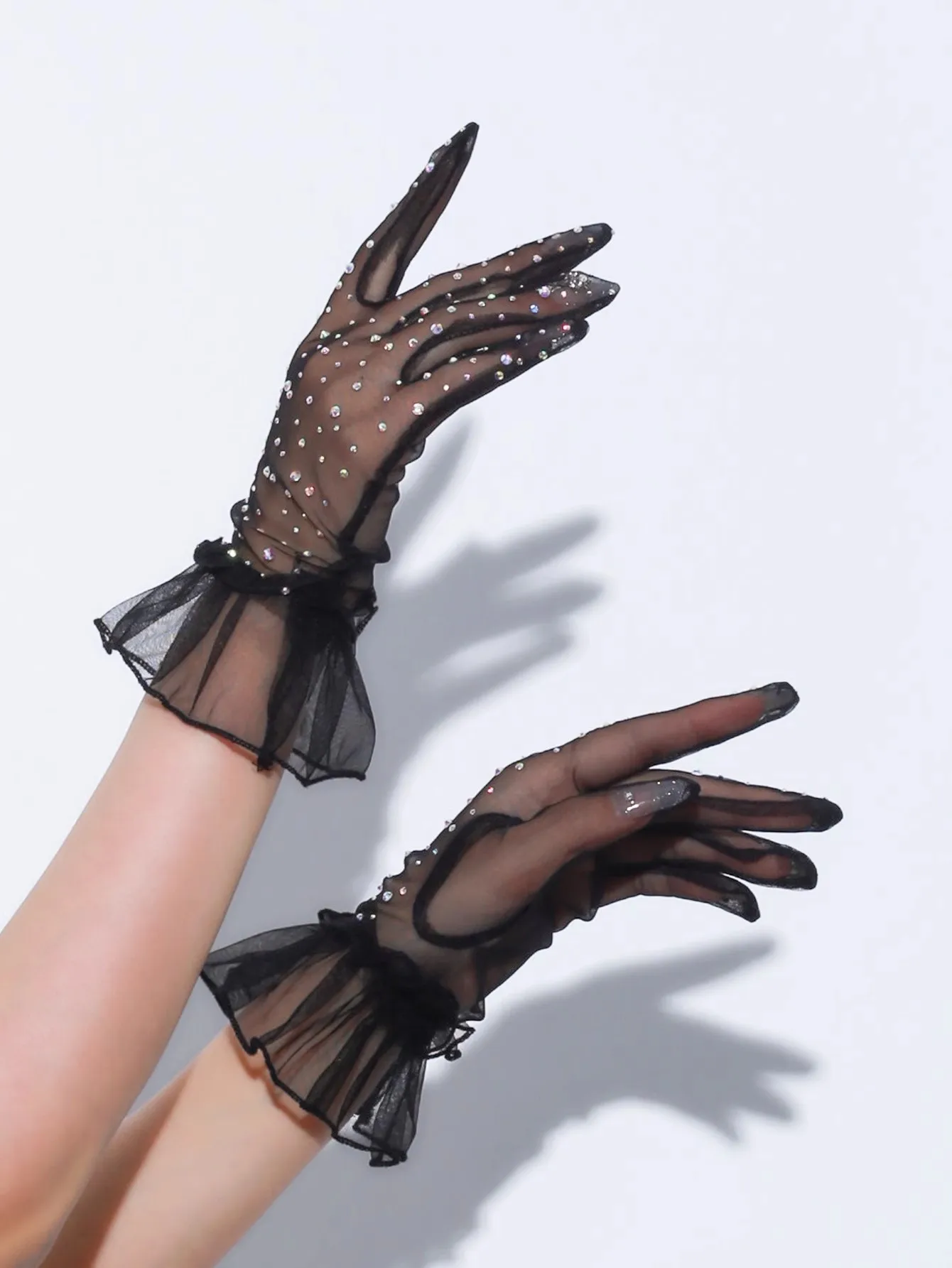 

Women's Elegant Shiny Diamonds Black Mesh Glove Female Spring Summer Vintage Sunscreen Driving Photograph Party Glove R507