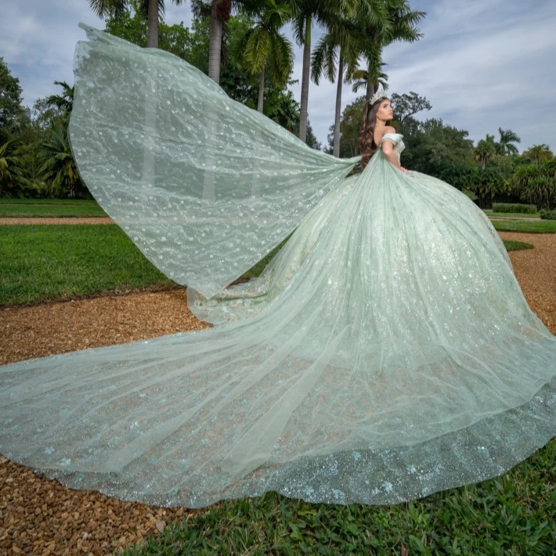 

Mint Green Shiny Ball Gown Quinceanera Dresses 2026 Applique Flower Beading Crystal Tull Corset Off Shoulder Sweet 16 Dress Year