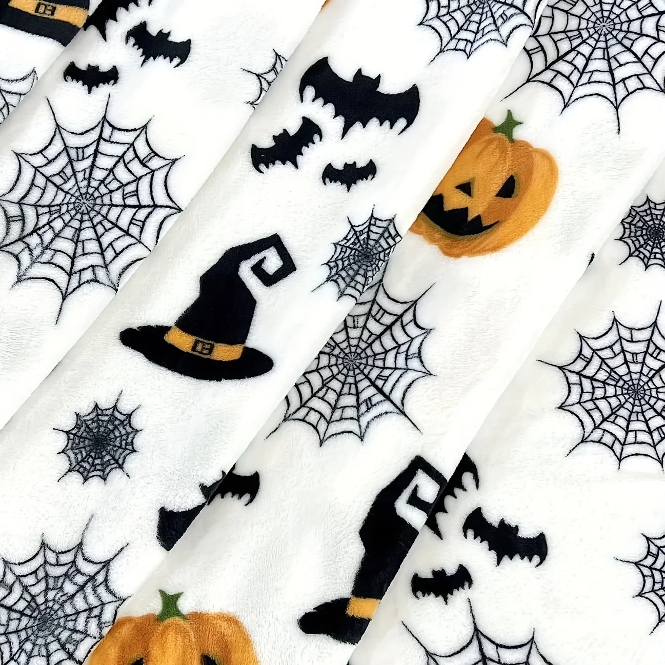 1pc Halloween Theme Flannel Blanket Spider Web Witch Hat Black Bat Pumpkin Print Soft Cozy Throw Blankets perfect Gifts