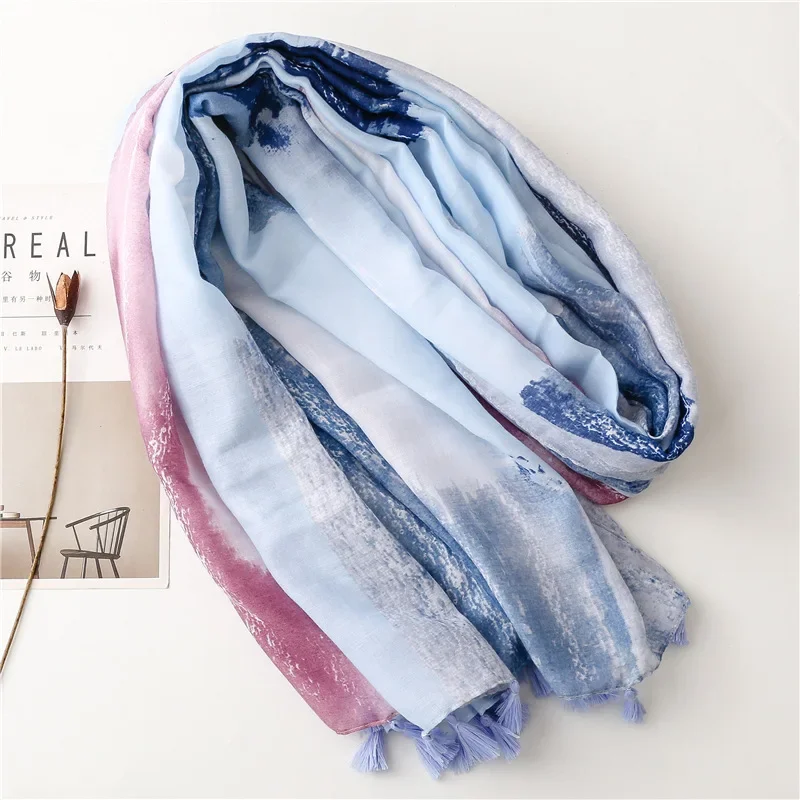 New Fashion Spring Unique Blue White Blend Color Printed Cotton Viscose Shawls High Quality Long Large Beach Cover Scarf Women