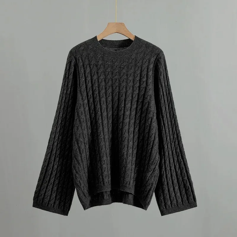 New Minimalist Fashion Round Neck Pullover Classic Cable Flower Solid Color Loose Profile Knitted Cashmere Sweater