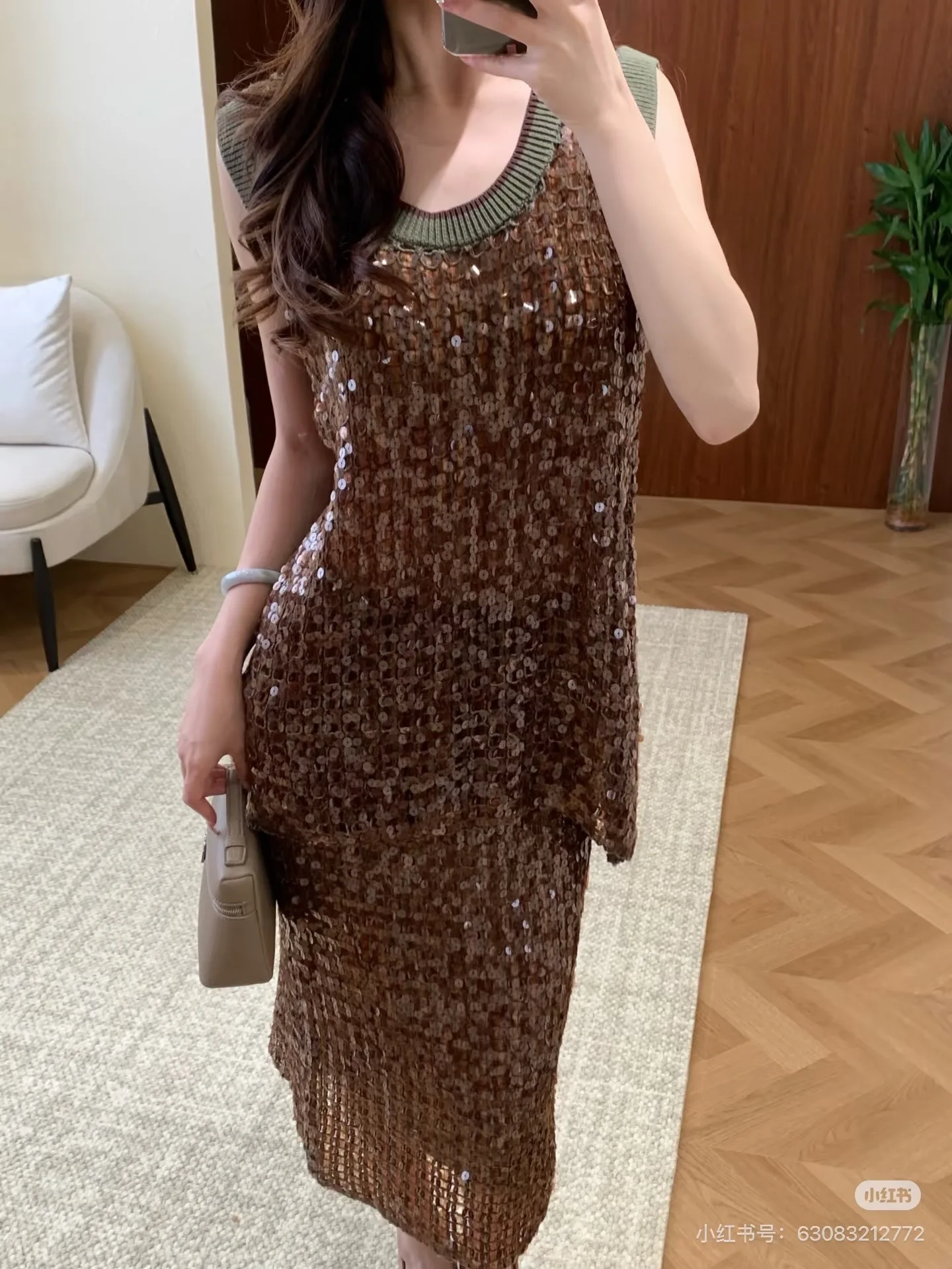 Retro Mixed Color Sequin Hollow Knit Co Ord Set, Ribbed Trim U Neck Vest & High Waist Straight Short Skirt for Ladies Party Wear