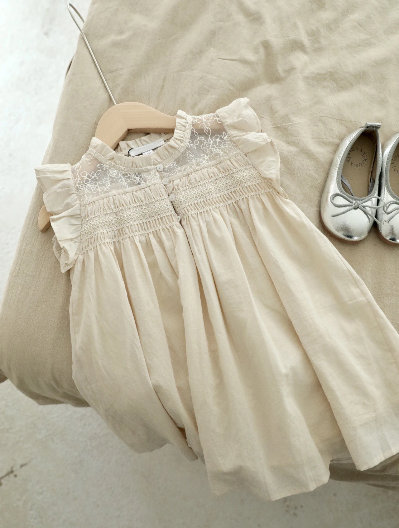 

Summer Ins Style Sleeveless Cotton Loose Dress for Girls Lace Smocked Casual Dresses Comfortable Breathable Fashionable