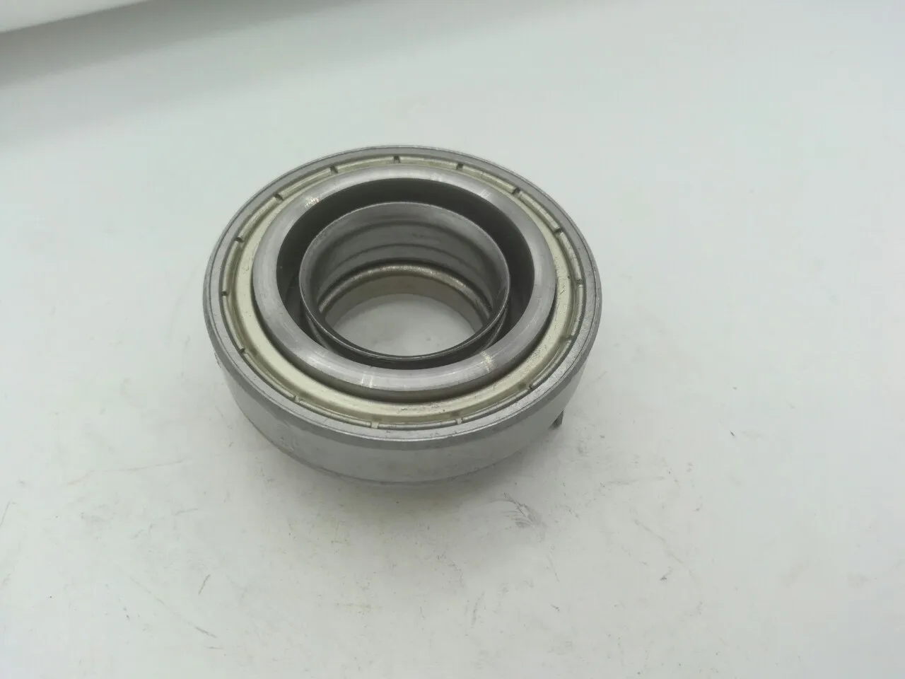 N31 release bearing MD749998/48TKA3210、MD706180/MD719925