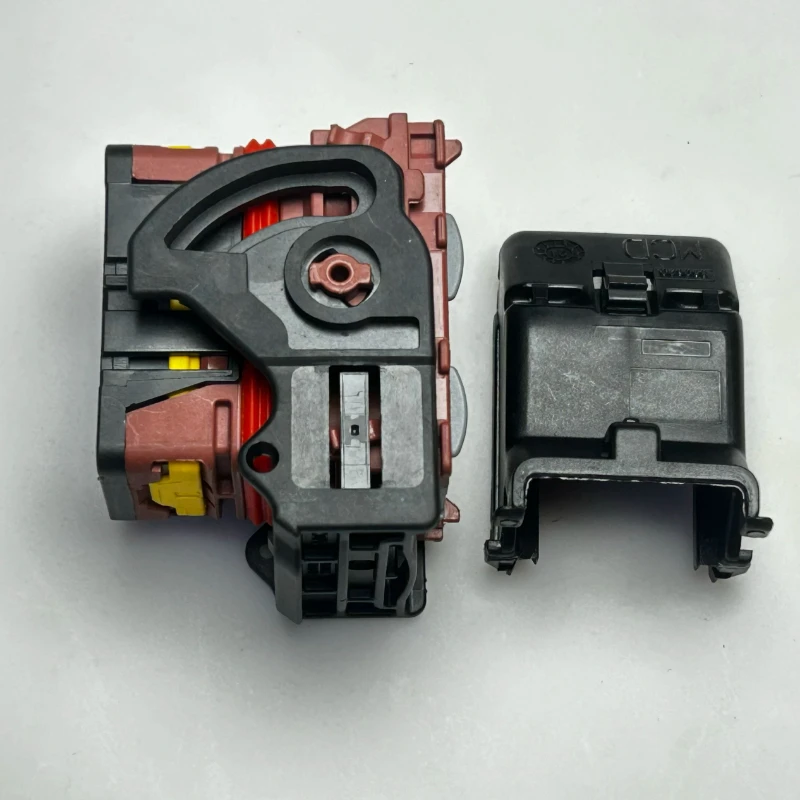 64318-3011 Original 28-hole, automotive connector, housing, sheath, wiring harness