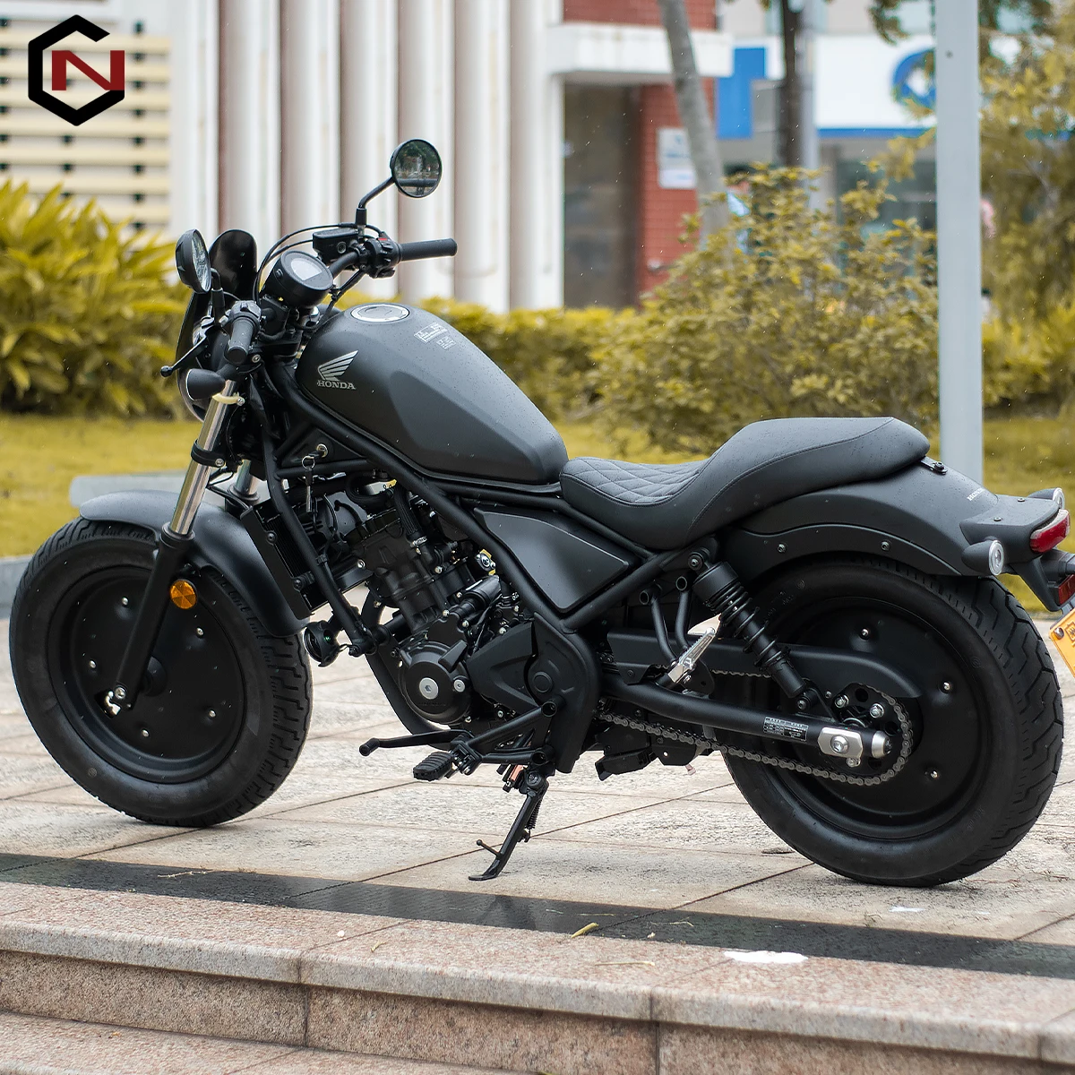 Modifiziertes Retro-Sitzkissen, Doppelsitz, personalisierter Buckel, bemannt, ein bequemer Sitz, Raupe, Raute