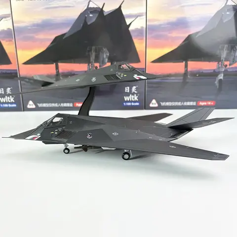 Modelo de Avião de Ataque Stealth F117 em Escala 1/72, Simulação de Aeronave, Decoração para Casa, Presente de Aniversário para Amigo