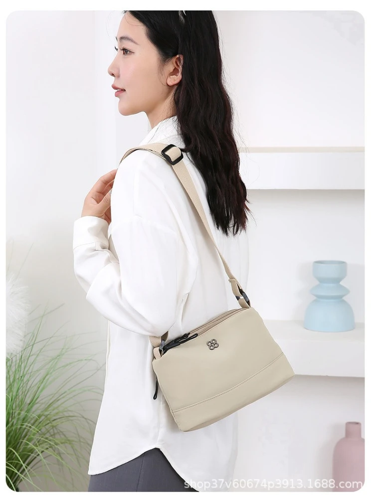 New Women's Crossbody Bag Casual Lightweight Nylon Waterproof Shoulder Bag Multi-Layer Large Capacity Small Square Bag