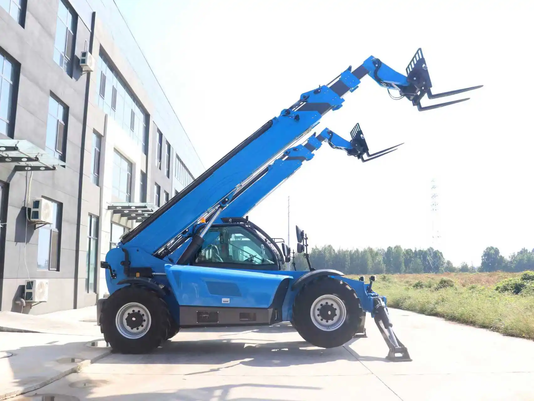 لودر التعليق 4 طن 10 طن رافعة شوكية تلسكوبية رافعة شوكية 18 متر ارتفاع الرفع مقابض ومرفقات تلسكوبية