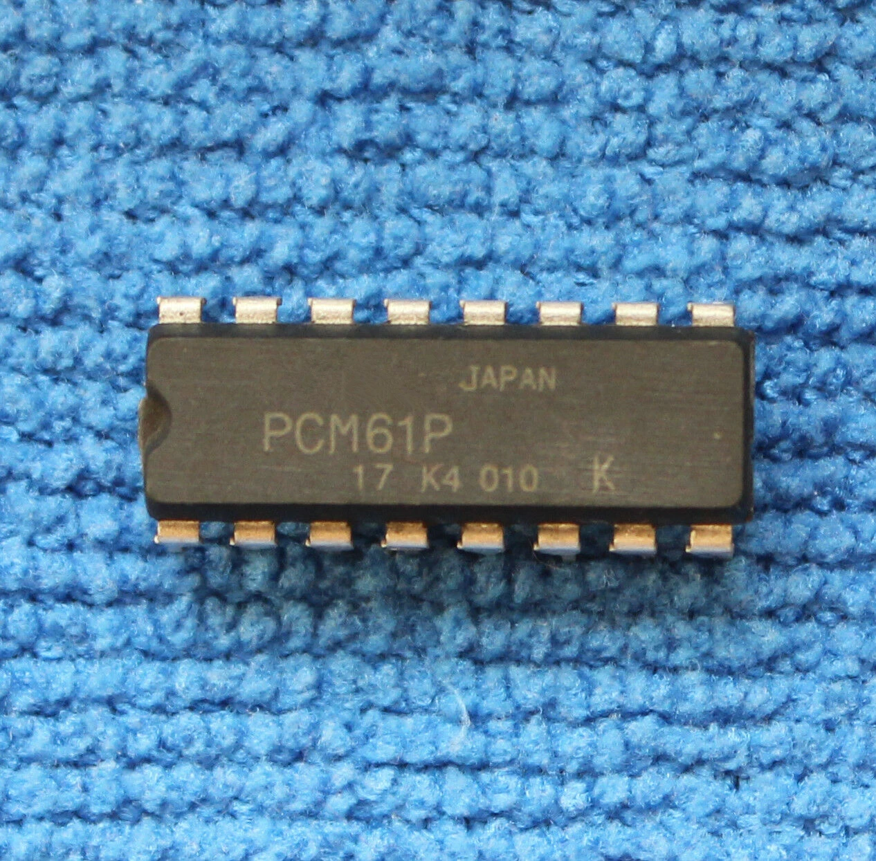 

5 шт./лот PCM61P PCM61 DIP-16