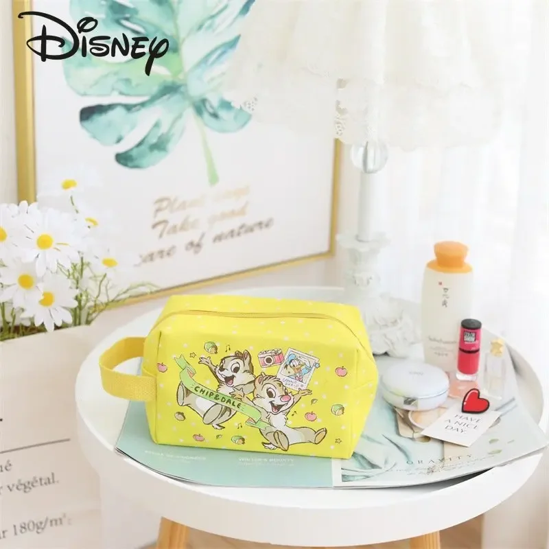 Nuova borsa per il trucco portatile Borsa di stoccaggio leggera di alta qualità alla moda Cartoon Love Borsa da viaggio multifunzionale da viaggio