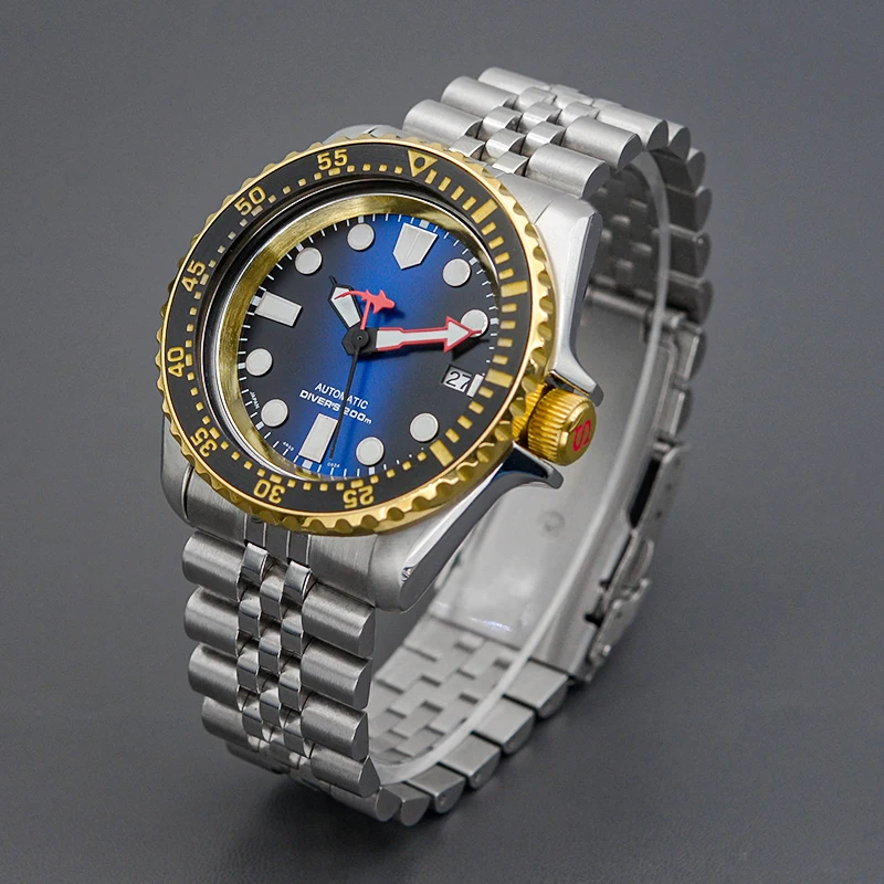 Nieuw ontwerp SKX007 herenhorloge Fit NH36 Automatisch uurwerk 316L roestvrij staal saffierglas 200M waterdicht horloge Horloge
